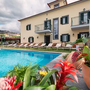 Quinta Da Saraiva , Câmara de Lobos Portugal
