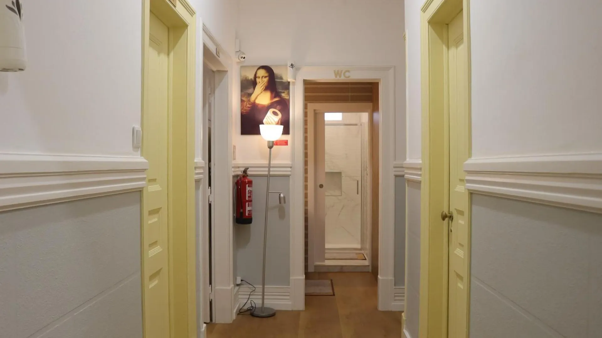 Midis - Local Accommodation Guest house