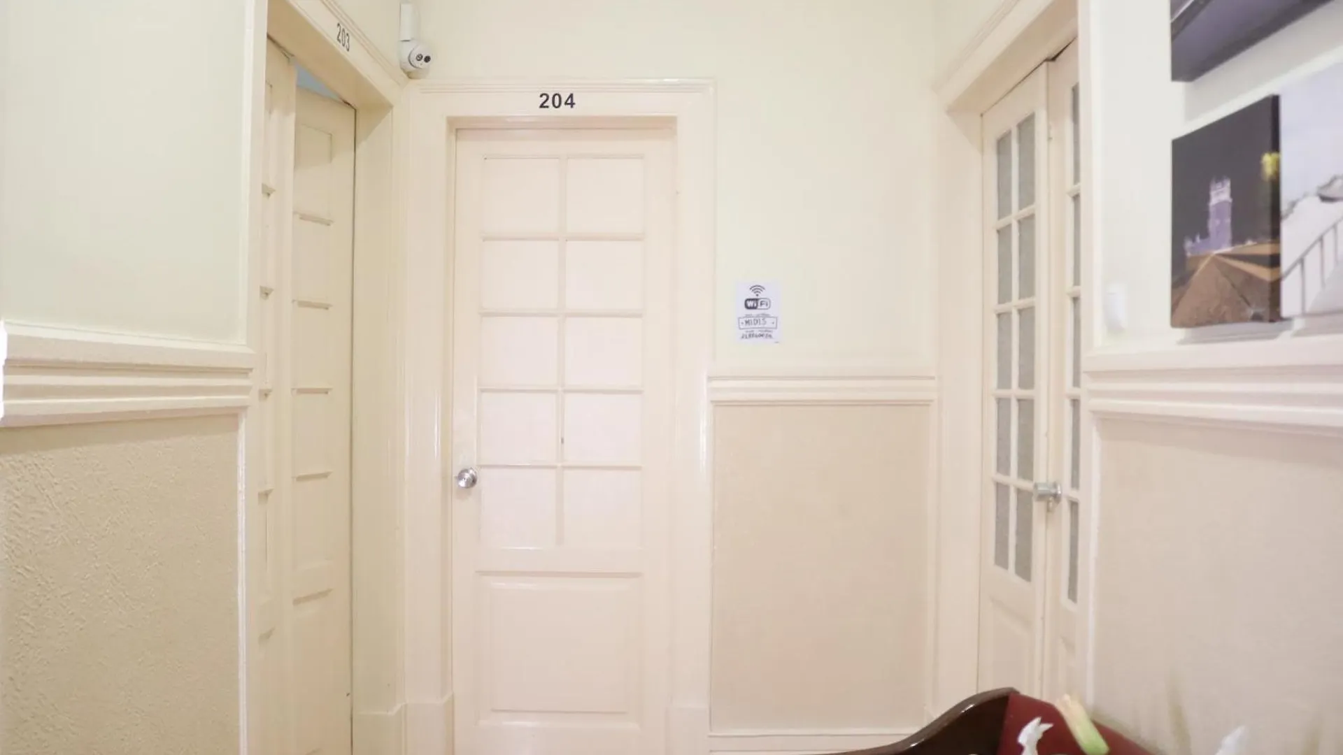 Guest house Midis - Local Accommodation