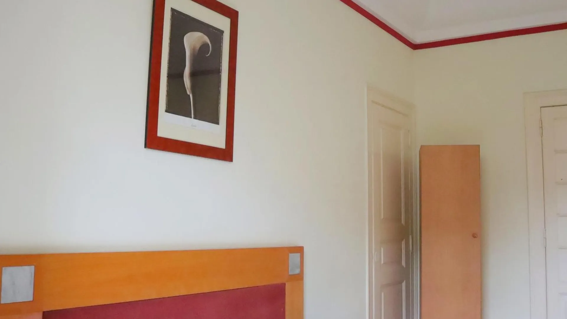 Midis - Local Accommodation