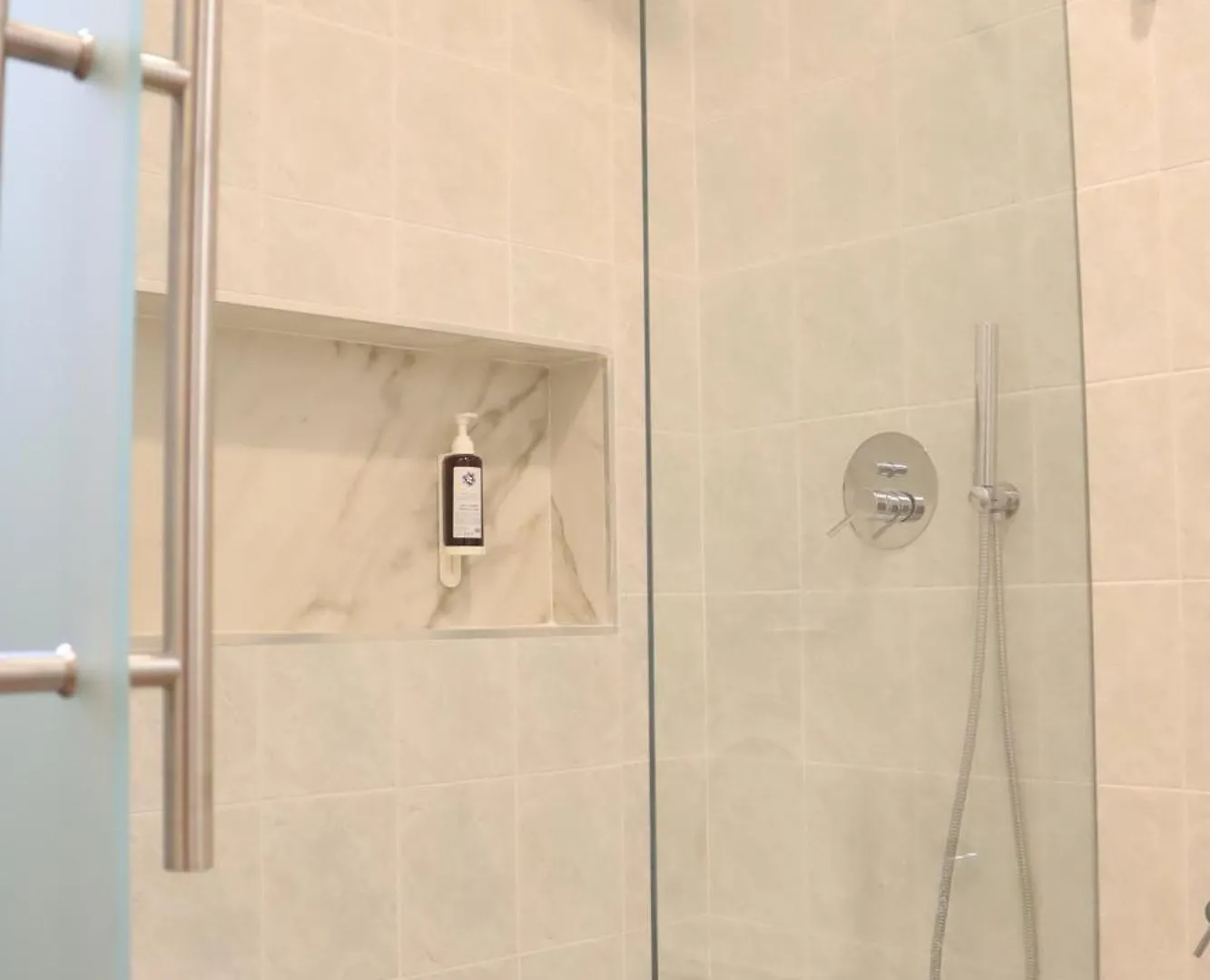 Midis - Local Accommodation Guest house Lisbon